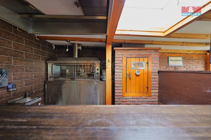 Prodej restaurace, Chropyně, Hanácké náměstí, 249 m2