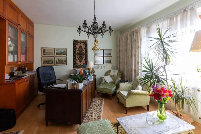 Prodej rodinného domu, Zdice, 294 m2