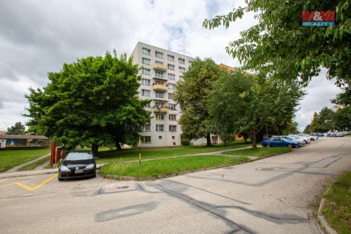 Prodej bytu 1+1, Jindřichův Hradec - Jindřichův Hradec III, sídliště Vajgar, 42 m2