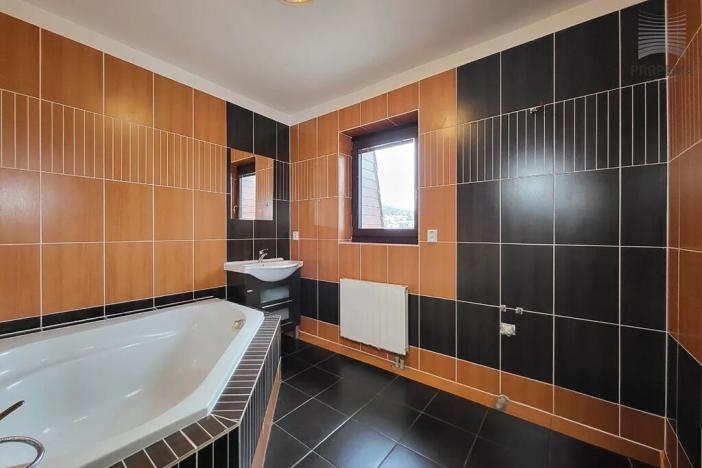 Prodej kanceláře, Brno, Haasova, 246 m2