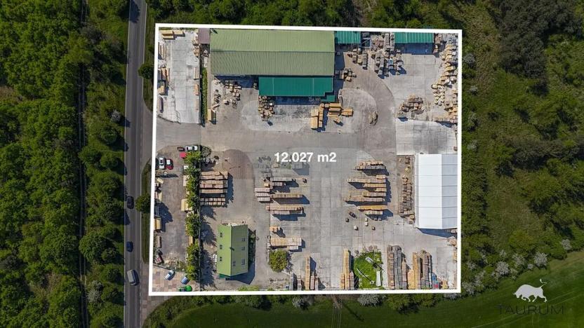 Prodej komerční nemovitosti, Vojkovice, 12027 m2