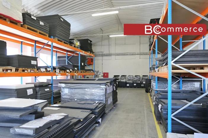 Pronájem skladu, Kuřim, 4162 m2