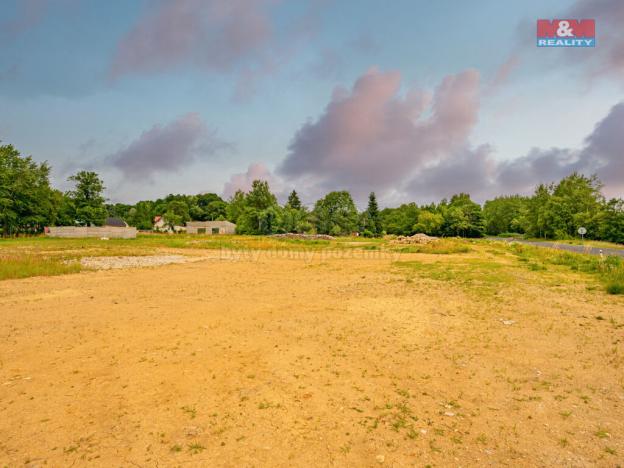 Prodej komerčního pozemku, Dolní Nivy, 10168 m2