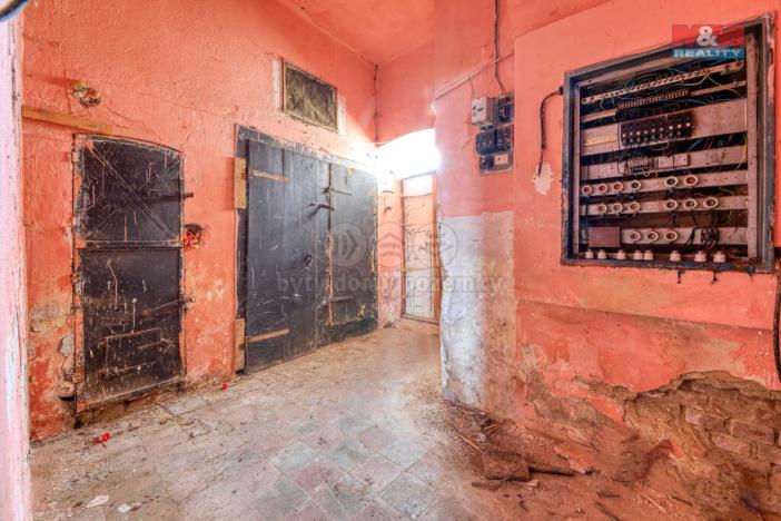 Prodej rodinného domu, Neurazy - Vojovice, 245 m2