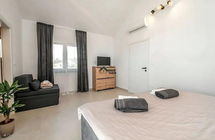 Prodej ubytování, Jakišnica, Chorvatsko, 160 m2