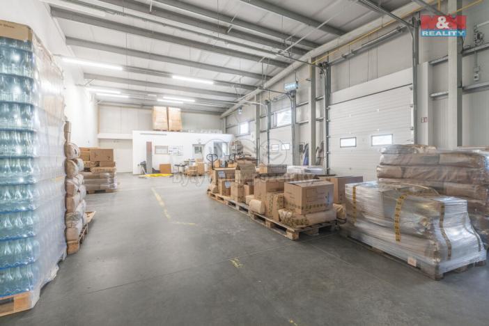 Prodej výrobních prostor, Tečovice, 2469 m2