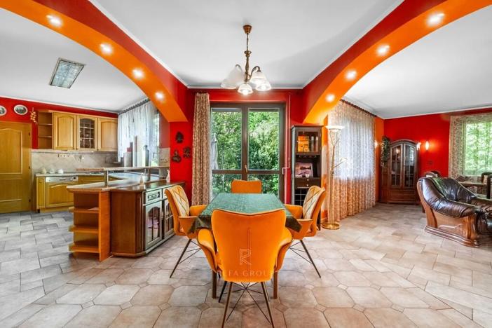 Prodej rodinného domu, Strančice, 305 m2