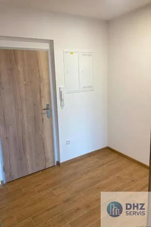 Pronájem bytu 2+kk, Choťánky, 69 m2