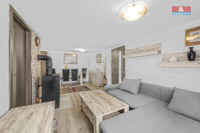 Prodej chalupy, Kamenice - Ládví, 57 m2