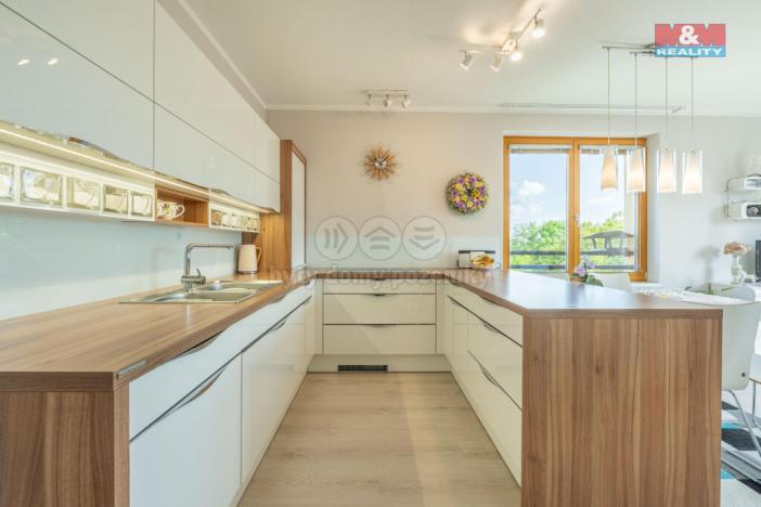 Prodej bytu 4+kk, Průhonice, Školní, 95 m2