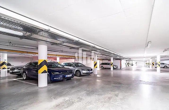 Pronájem kanceláře, Praha - Michle, Vyskočilova, 509 m2