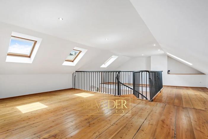 Prodej atypického bytu, Teplice, Krupská, 180 m2