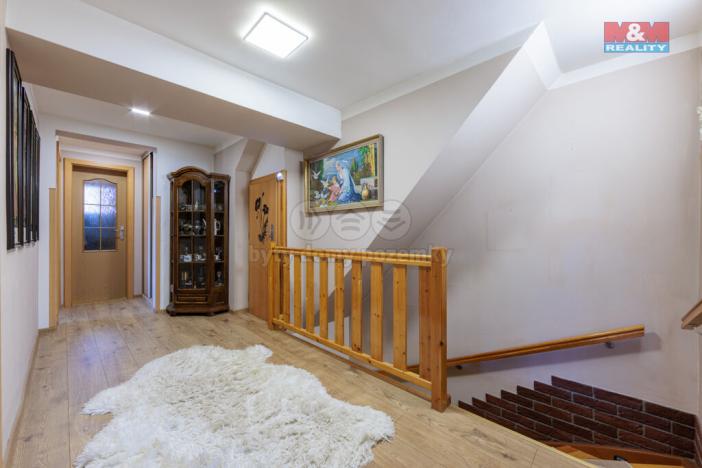 Prodej rodinného domu, Karlovy Vary - Stará Role, Nové domky, 152 m2