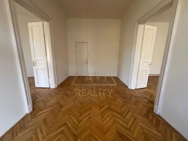 Pronájem bytu 3+1, Praha - Vinohrady, Francouzská, 96 m2