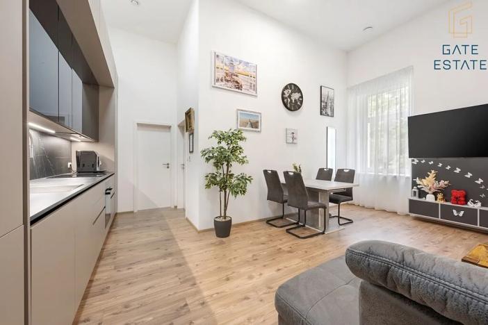 Prodej bytu 2+kk, Křížkový Újezdec, 46 m2