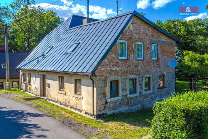 Prodej rodinného domu, Hejnice, 233 m2