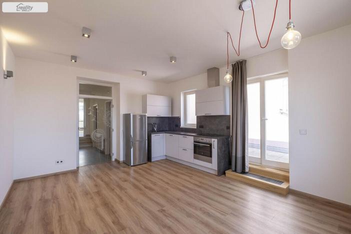 Pronájem bytu 2+kk, Praha - Bubeneč, Národní obrany, 80 m2
