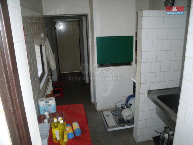 Prodej obchodního prostoru, Babice, Sportovní, 650 m2