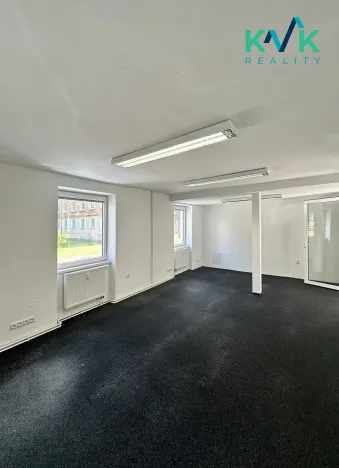 Pronájem obchodního prostoru, Ostrov, Hlavní třída, 36 m2