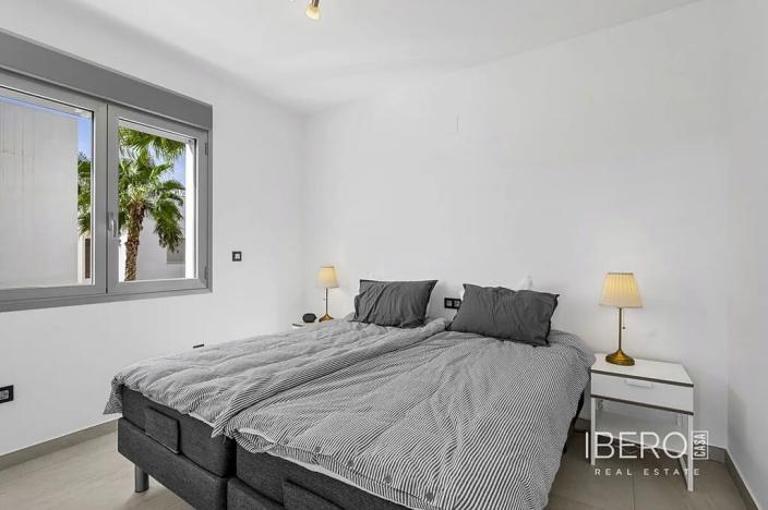 Prodej rodinného domu, Guardamar del Segura, Španělsko, 104 m2