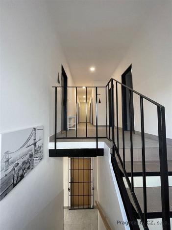 Pronájem bytu 1+kk, Roztoky, 12 m2