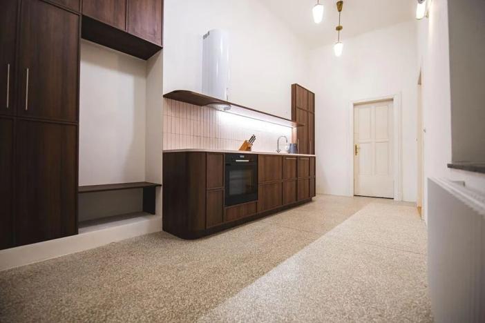 Pronájem bytu 2+kk, Praha - Nové Město, Růžová, 52 m2