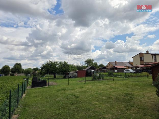 Prodej pozemku pro bydlení, Chotusice, 823 m2