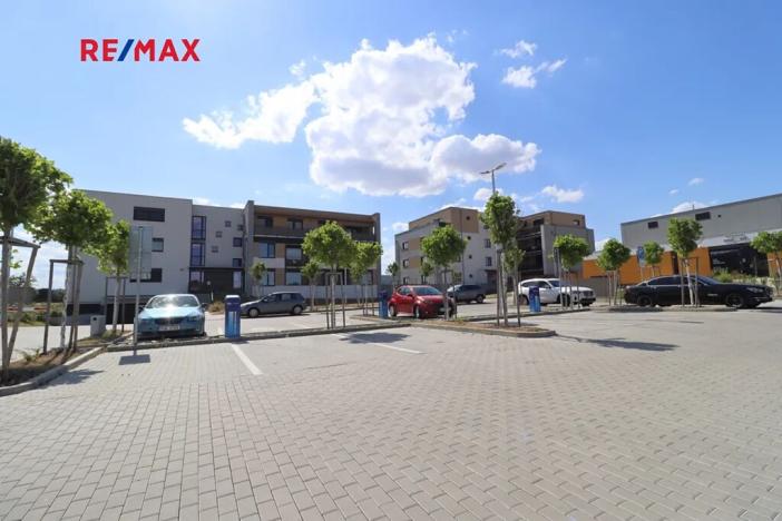 Pronájem bytu 3+kk, Praha - Lipence, Oddechová, 85 m2