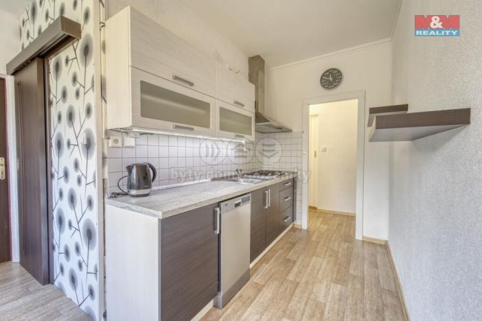 Prodej bytu 2+1, Tachov, Bělojarská, 60 m2