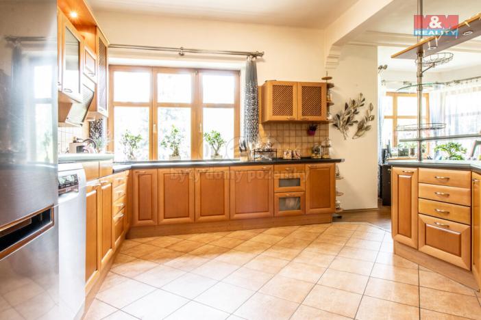 Prodej rodinného domu, Nový Bor, Smetanova, 250 m2