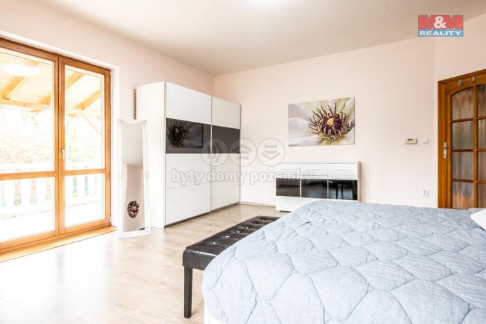 Prodej rodinného domu, Nový Bor, Smetanova, 250 m2