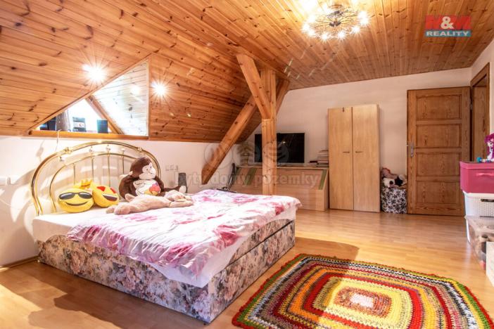 Prodej rodinného domu, Nový Bor, Smetanova, 250 m2