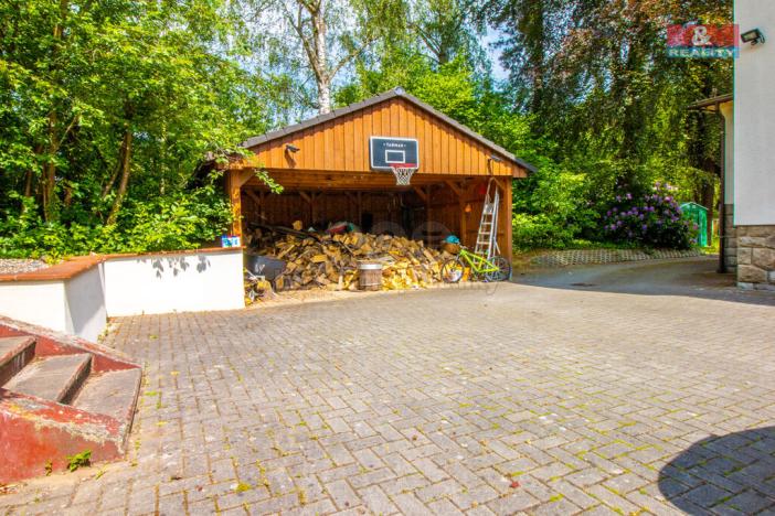 Prodej rodinného domu, Nový Bor, Smetanova, 250 m2