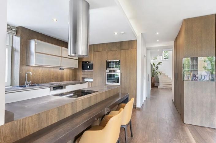 Prodej vily, Praha - Horní Počernice, Jívanská, 220 m2