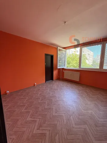 Prodej bytu 2+1, Břeclav, Na Valtické, 46 m2