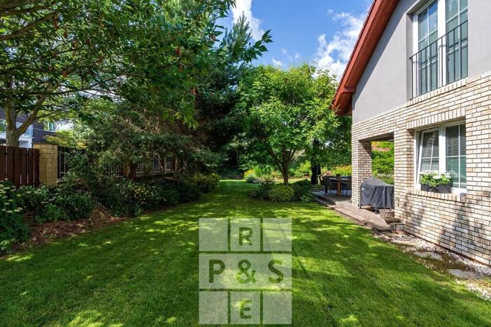 Prodej rodinného domu, Průhonice, Pod Valem II., 243 m2