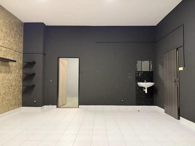 Pronájem obchodního prostoru, Kopřivnice, Nové náměstí, 40 m2