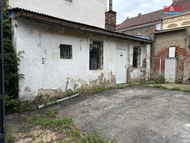 Pronájem skladu, Slaný, 18 m2