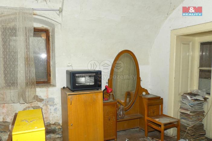 Prodej rodinného domu, Velim, náměstí Obránců míru, 132 m2