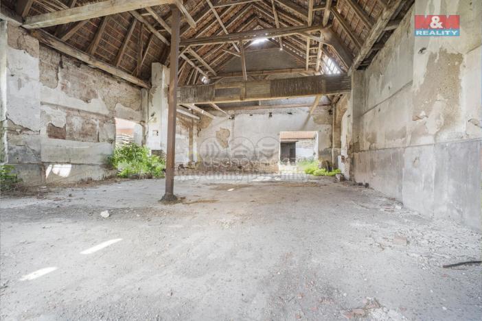 Prodej historického objektu, Zvoleněves, 5000 m2