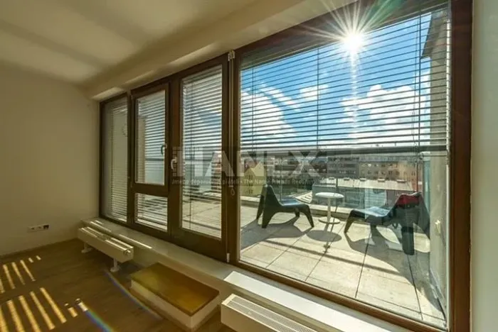 Pronájem bytu 1+kk, Praha - Holešovice, U měšťanského pivovaru, 35 m2
