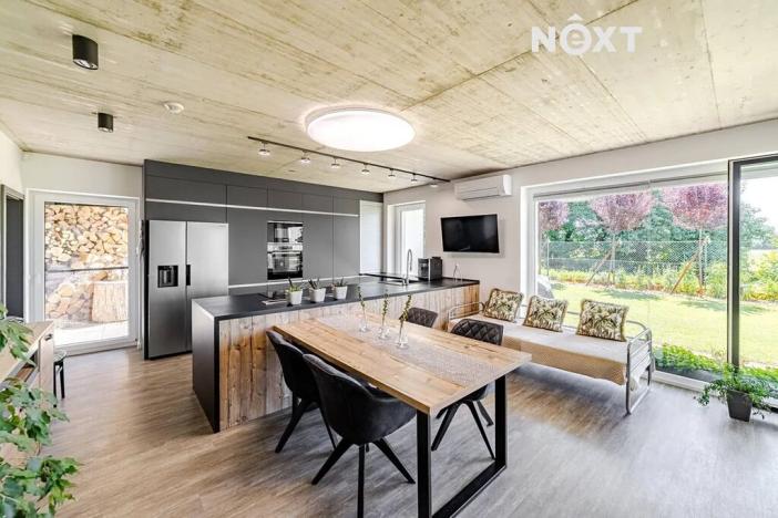 Prodej rodinného domu, Černá u Bohdanče, 258 m2