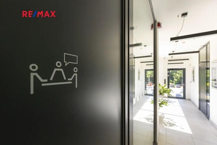 Prodej kanceláře, Kvasiny, 1150 m2