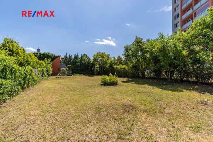 Prodej komerčního pozemku, Praha - Letňany, 262 m2
