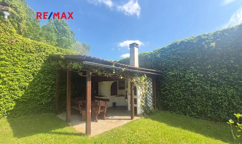 Prodej rodinného domu, Janůvky, 457 m2