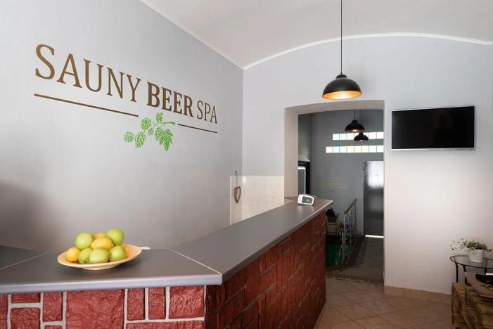 Prodej obchodního prostoru, Praha - Malá Strana, Zborovská, 333 m2