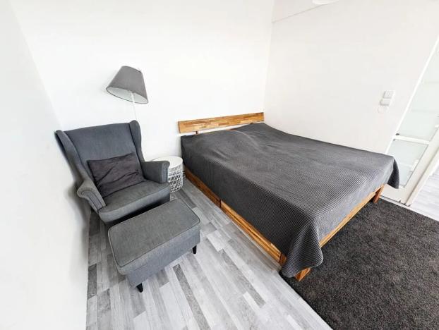 Pronájem bytu 2+kk, Praha - Holešovice, U průhonu, 54 m2