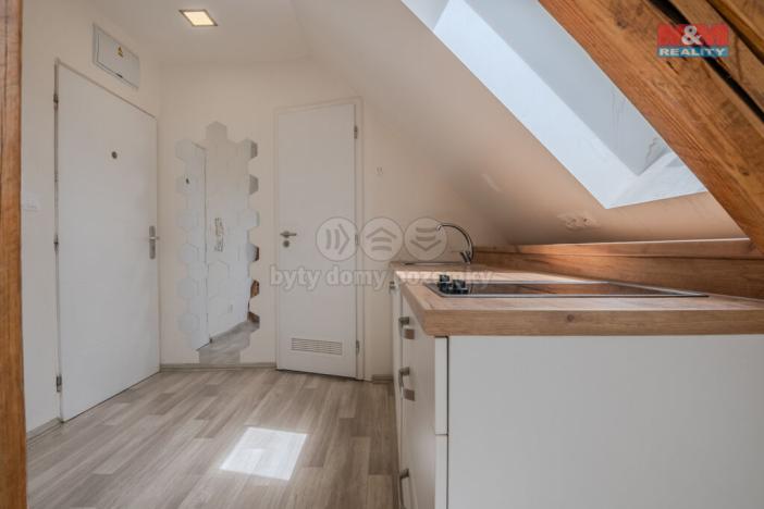 Prodej bytu 2+kk, Opava - Předměstí, Vančurova, 51 m2