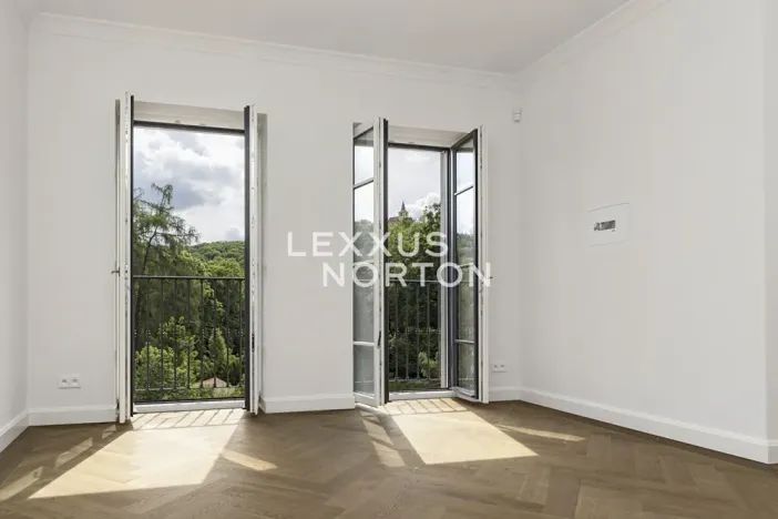 Prodej vily, Praha - Dejvice, V Šáreckém údolí, 253 m2