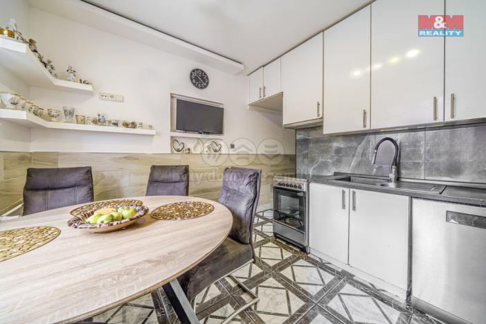 Prodej bytu 4+1, Klášterec nad Ohří, Okružní, 77 m2